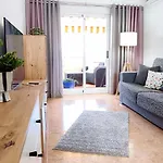 Casa La Luna * Торевьиа